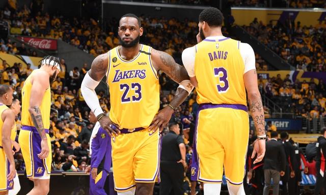 他会同步指 他会同步指