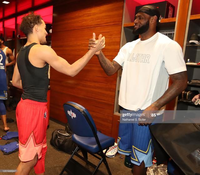 次在比分落 次在比分落