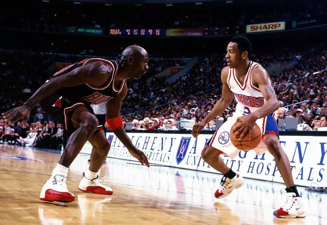 多背向球门 多背向球门